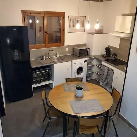 Maison Avec Exterieur A 5 Min Du Futuroscope Holiday home *